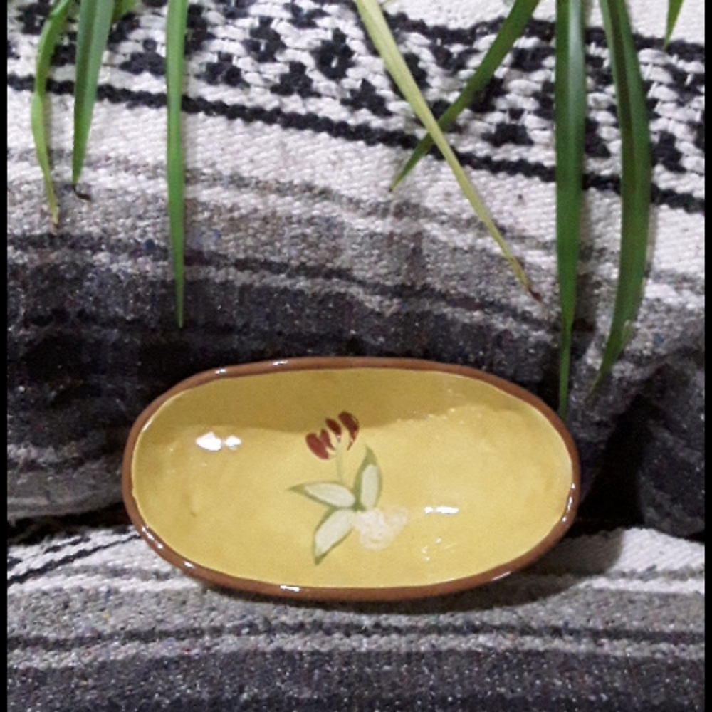 💸Artland oval olive serving dish